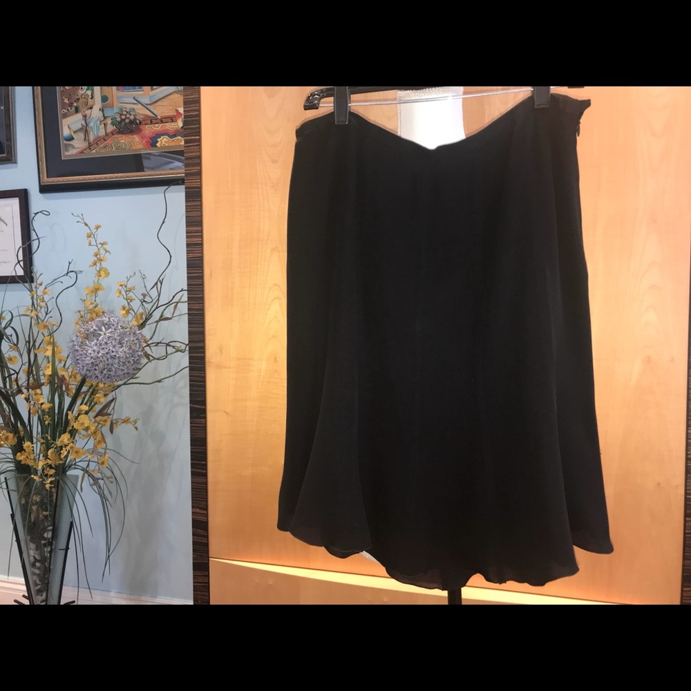 A Armani Collezioni 100% silk skirt